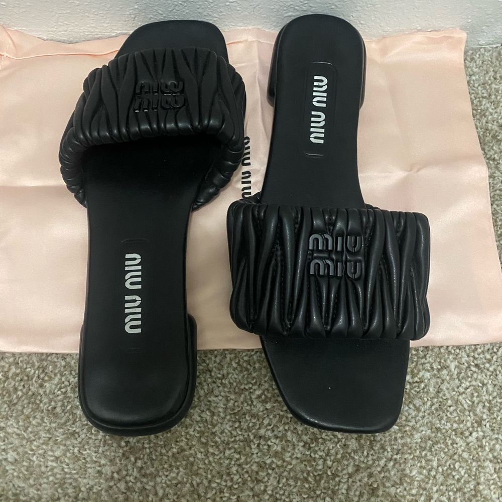 Miu Miu Matelass Leather Slides - image 6